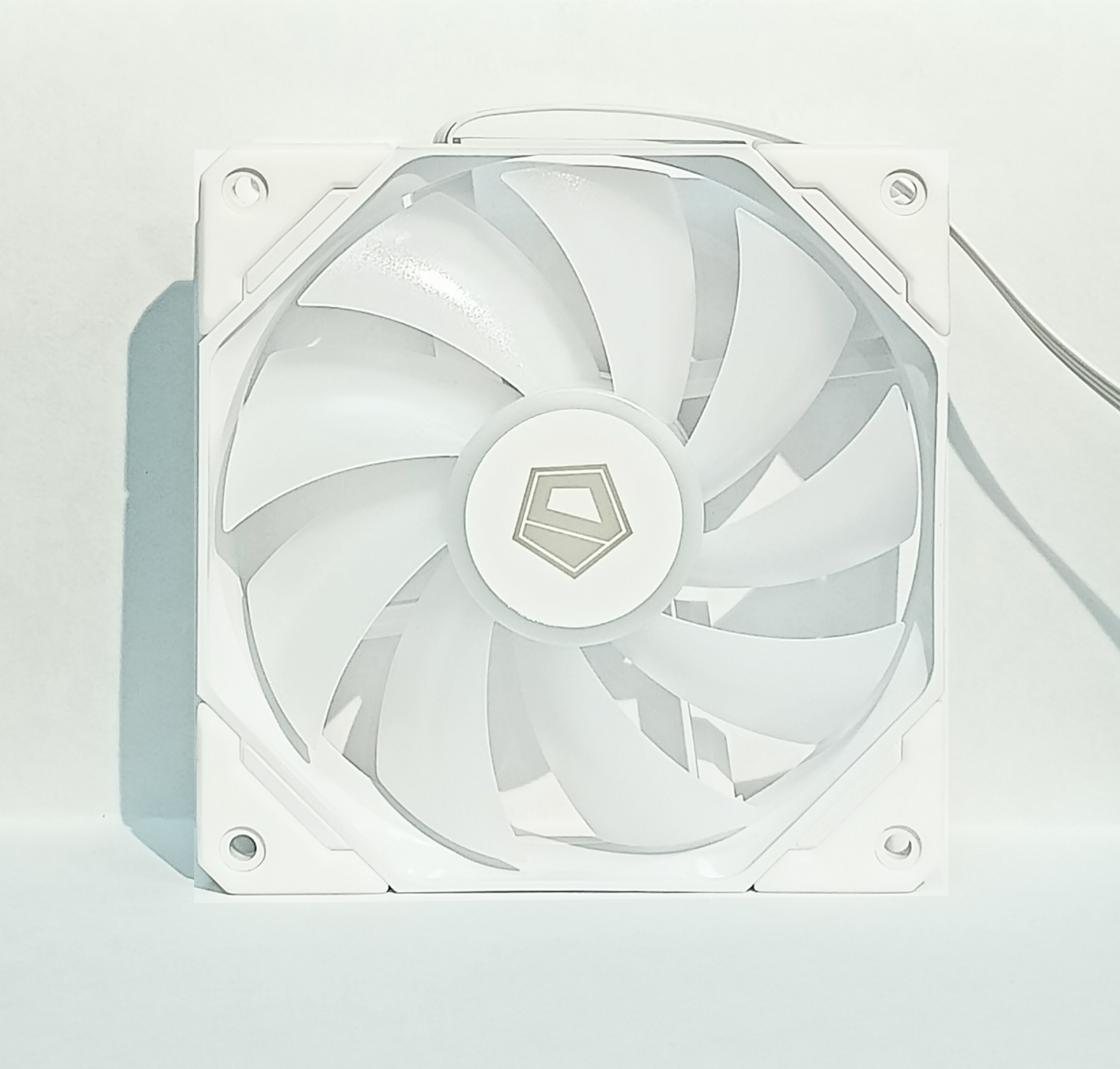 Вентилятор ID-Cooling TF-12025-PRO <120x120x25, 0.20A, 4pin PWM, 18-29dB, White LED> OEM (белый)